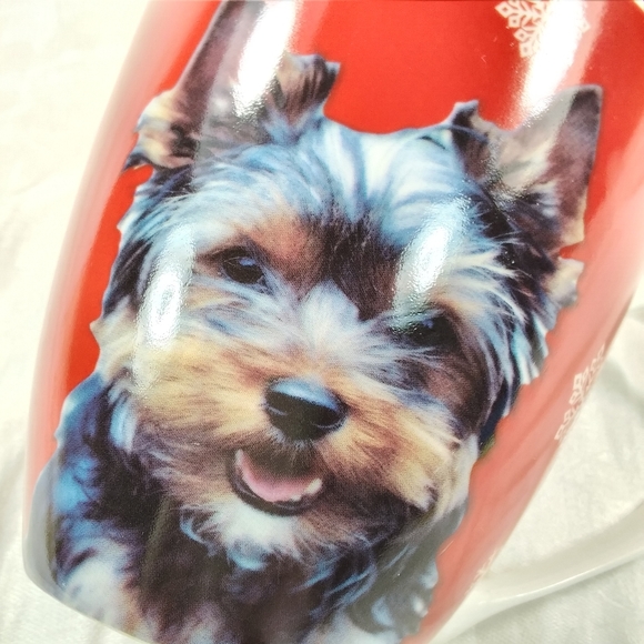 Pfaltzgraff Yorkshire Terrier Dog MUG Red with Yorkie Face 18 oz Cup Snowflakes - Picture 8 of 10